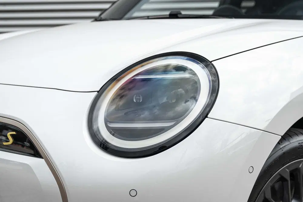 Mini Hatchback Cooper SE uit 2026, foto 8