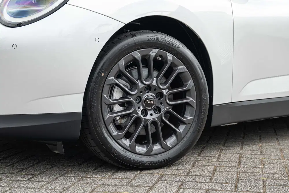 Mini Hatchback Cooper SE uit 2026, foto 9