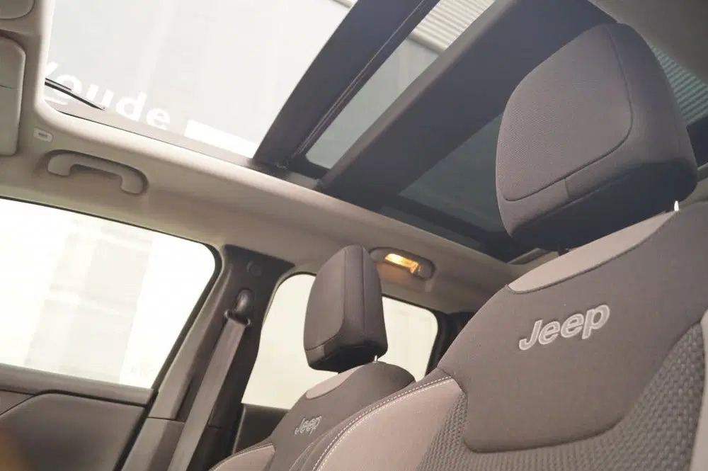 Jeep Renegade 4xe 240 PHEV Hybrid 4WD Limited -PANO-CAM uit 2022, foto 11