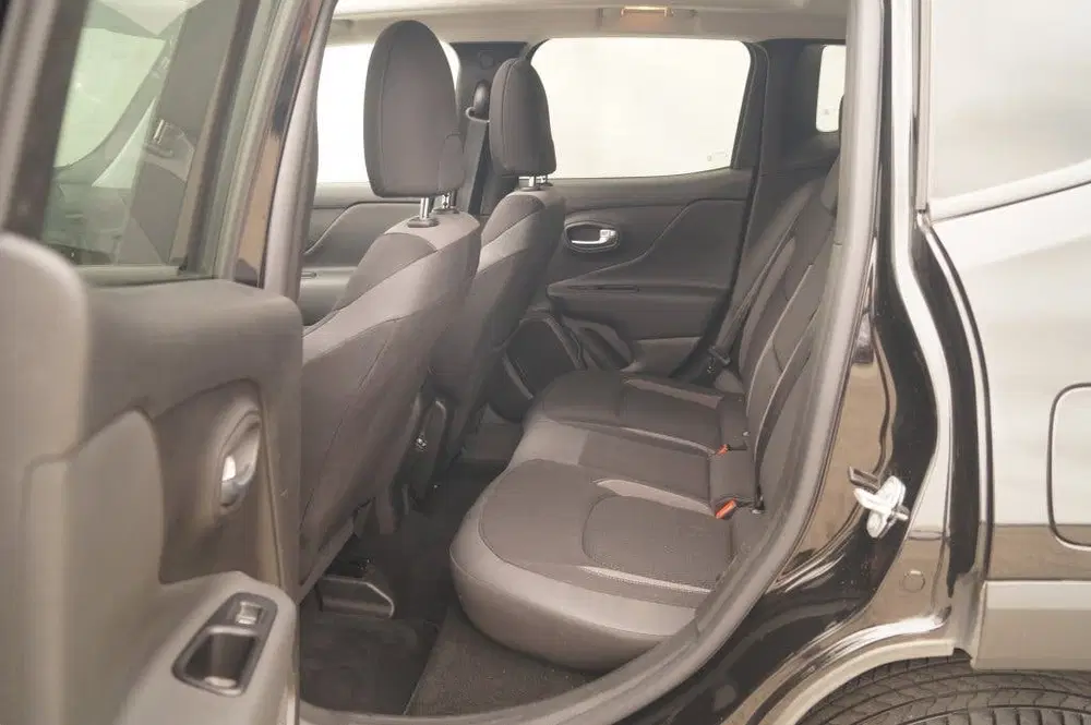Jeep Renegade 4xe 240 PHEV Hybrid 4WD Limited -PANO-CAM uit 2022, foto 8