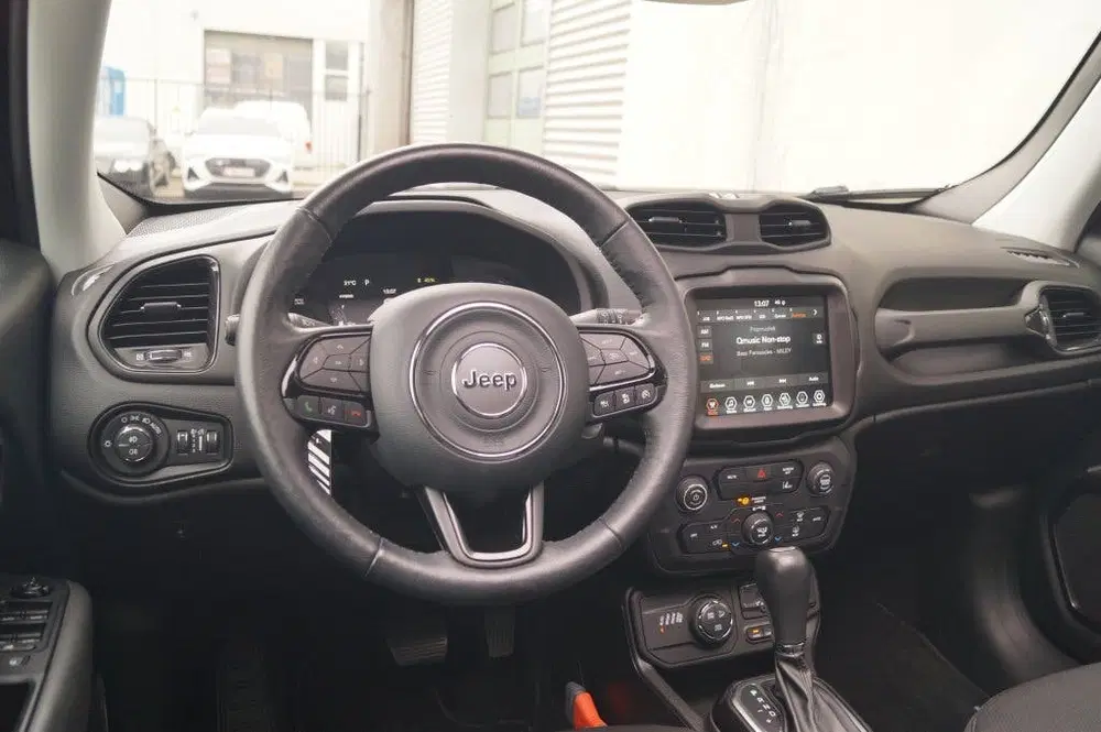 Jeep Renegade 4xe 240 PHEV Hybrid 4WD Limited -PANO-CAM uit 2022, foto 9