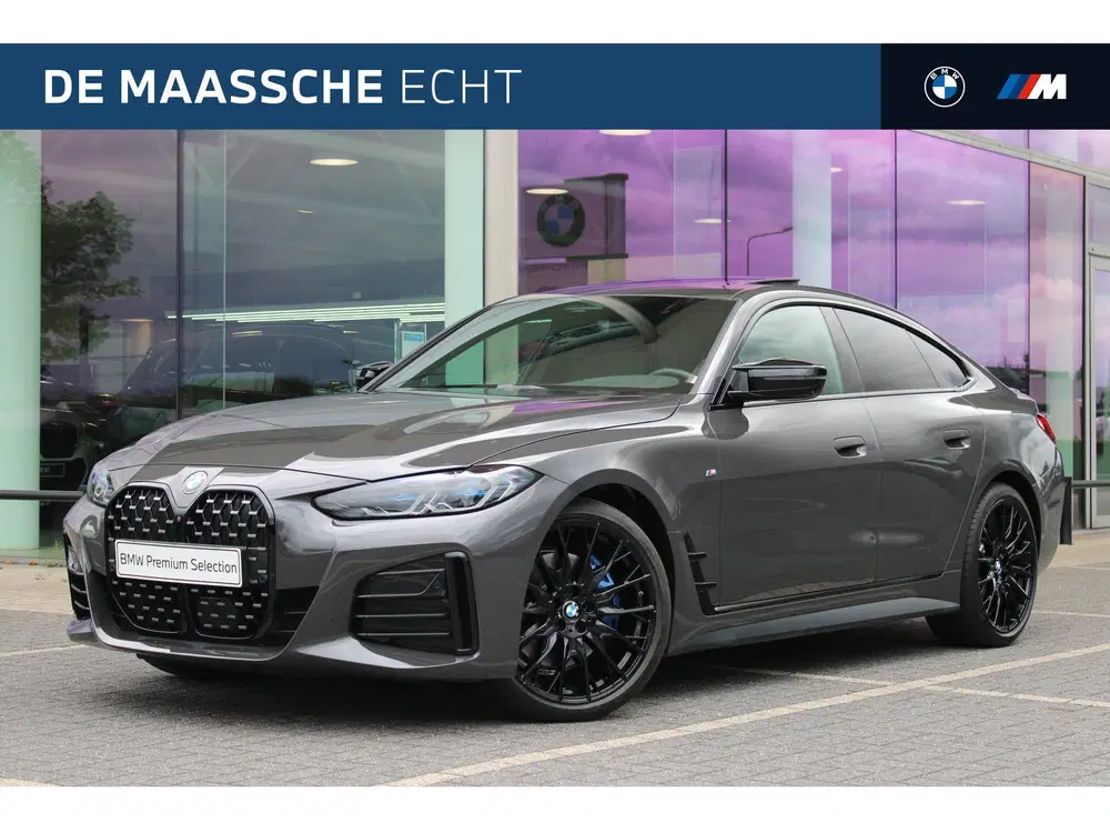 BMW 4-serie Coupé M440i xDrive High Executive Automaat uit 2022