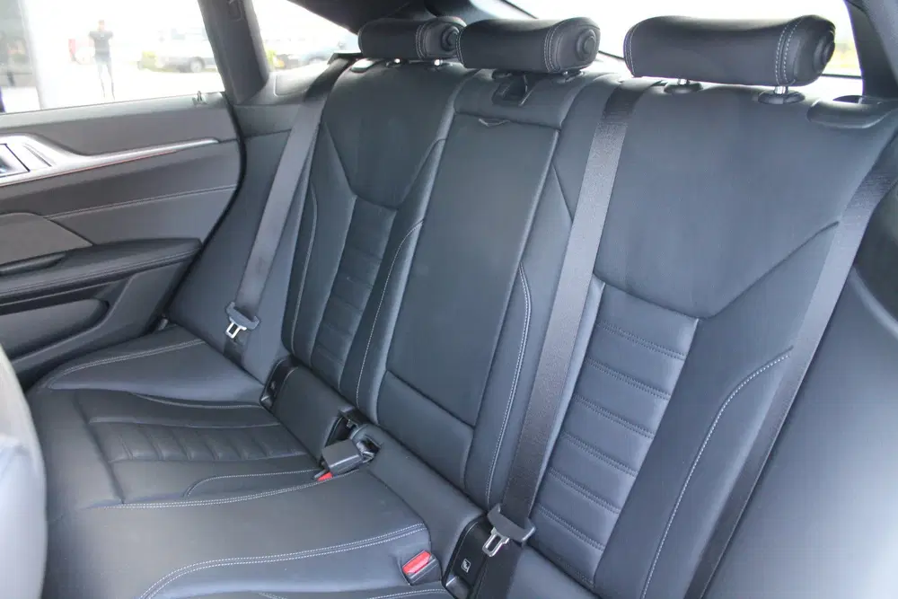 BMW 4-serie Coupé M440i xDrive High Executive Automaat uit 2022, foto 10