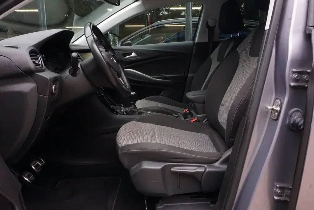 Opel Grandland 1.2 Turbo 120 jaar Edition Trekhaak uit 2019, foto 7