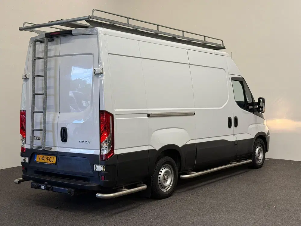 Iveco Daily 35S14 140pk L2H2 uit 2019, foto 12