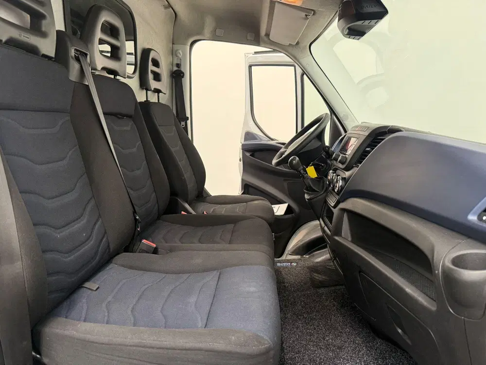 Iveco Daily 35S14 140pk L2H2 uit 2019, foto 14