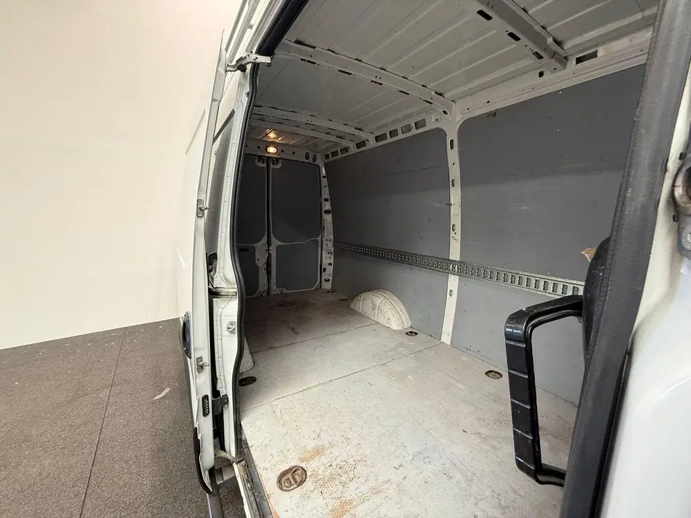 Iveco Daily 35S14 140pk L2H2 uit 2019, foto 8