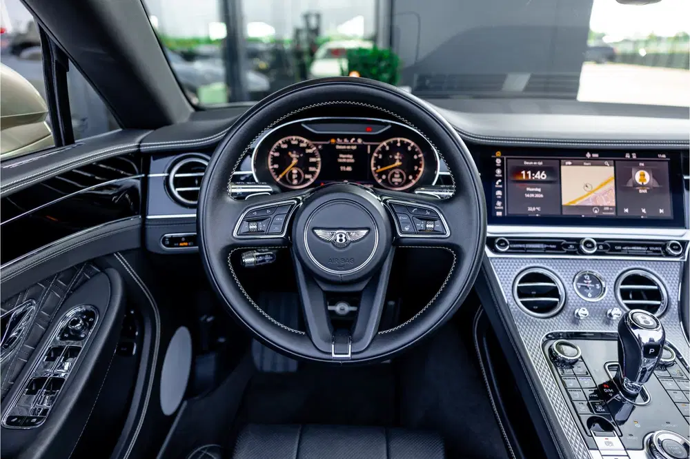 Bentley Continental GTC 4.0 V8 Azure uit 2023, foto 15