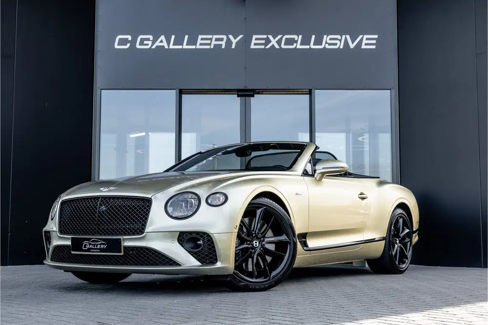 Bentley Continental GTC 4.0 V8 Azure uit 2023, foto 3
