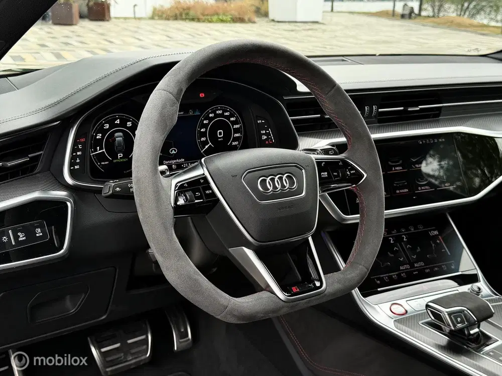 Audi A6 RS 6 TFSI quattro uit 2019, foto 3