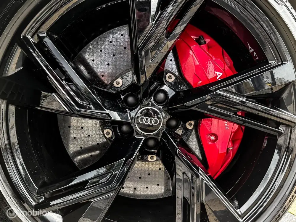 Audi A6 RS 6 TFSI quattro uit 2019, foto 7