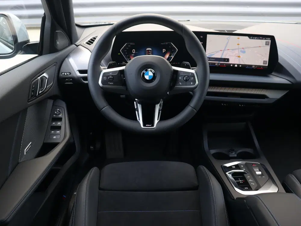 BMW 1-serie 5-deurs 120 uit 2026, foto 9
