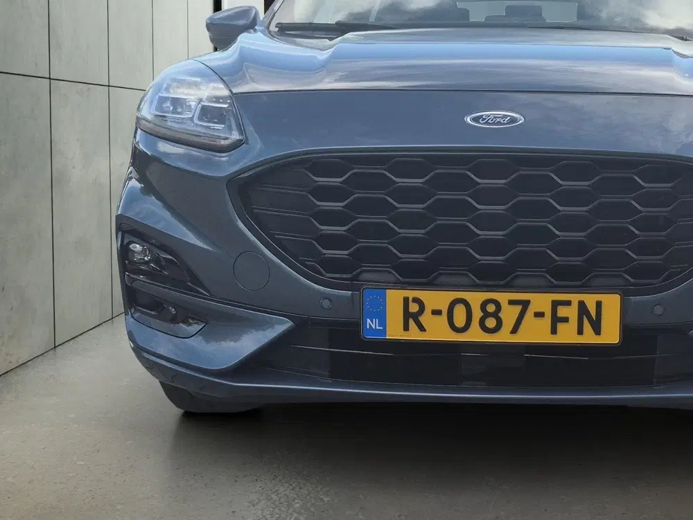 Ford Kuga 2.5 PHEV ST-Line uit 2021, foto 4
