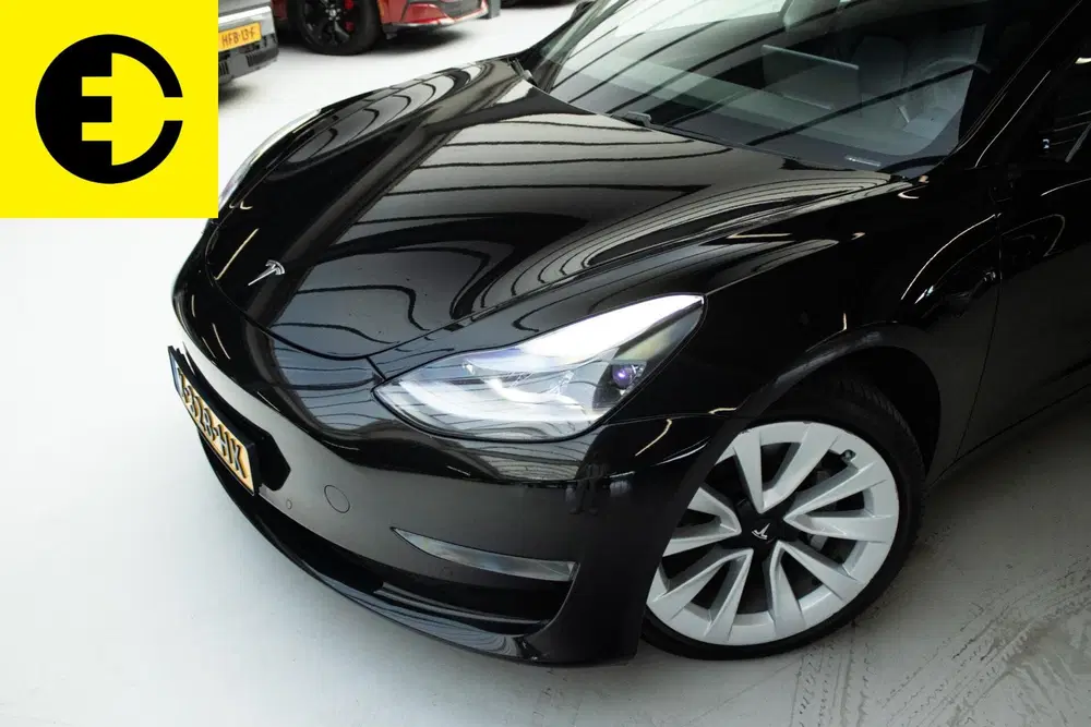 Tesla Model 3 Long Range AWD 75 kWh uit 2021, foto 4