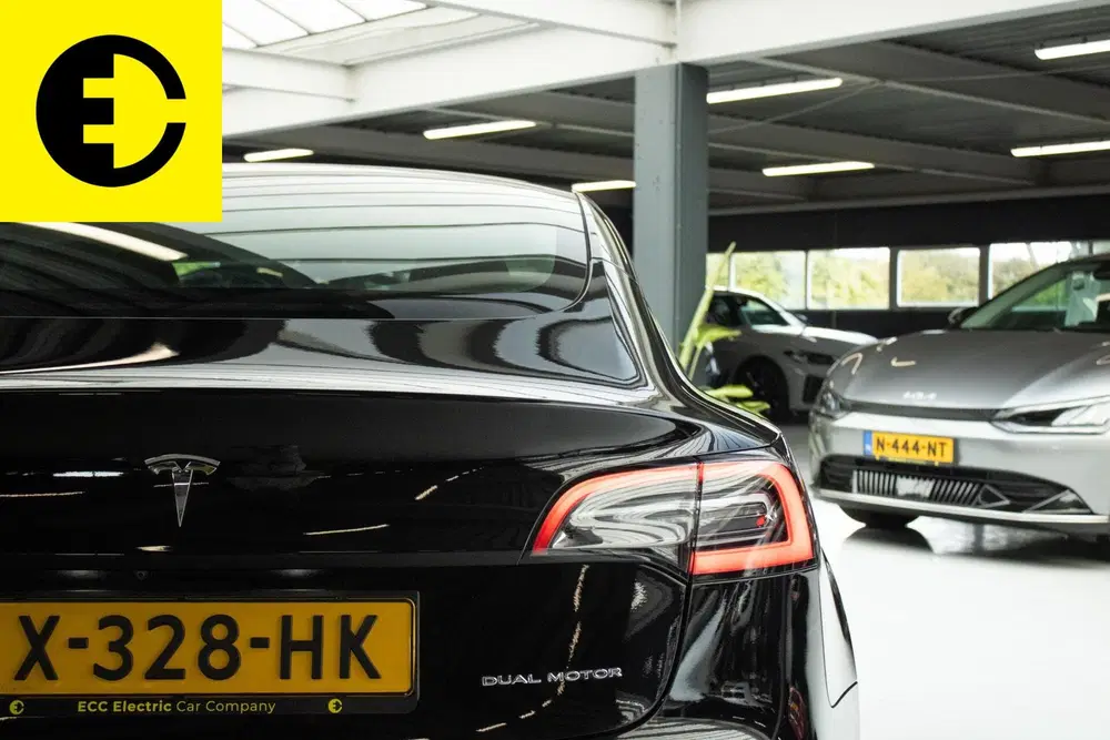 Tesla Model 3 Long Range AWD 75 kWh uit 2021, foto 6