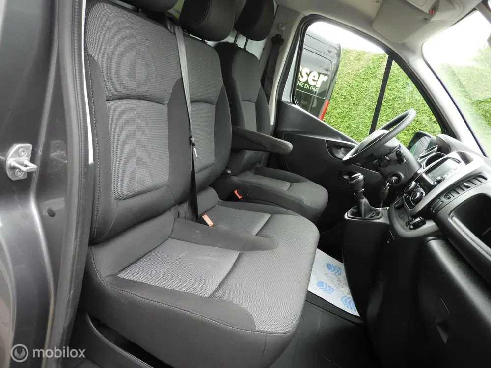Renault Trafic 2.0 dCi 120 T29 L1H1 Comfort uit 2019, foto 14