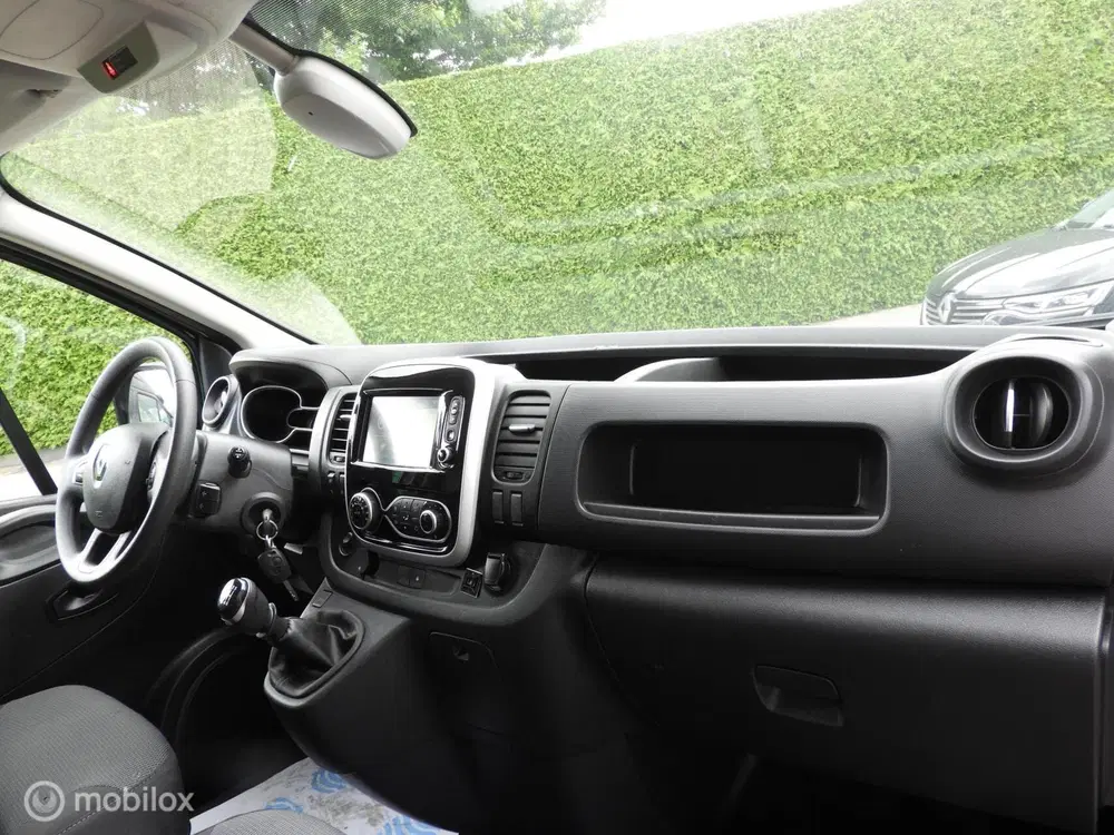 Renault Trafic 2.0 dCi 120 T29 L1H1 Comfort uit 2019, foto 15