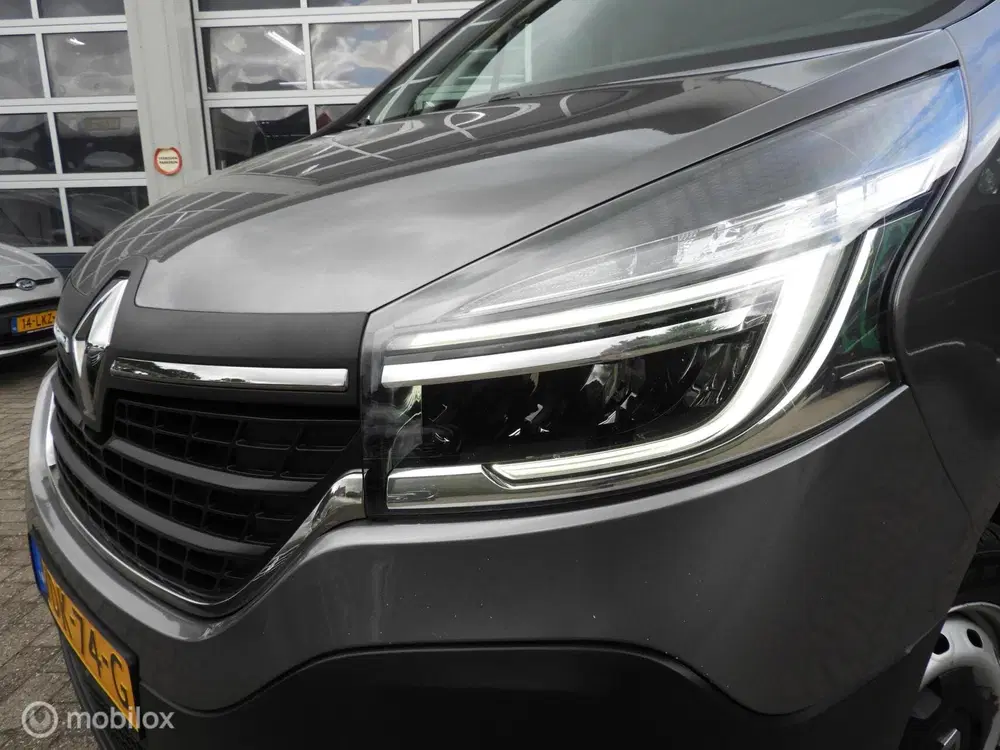 Renault Trafic 2.0 dCi 120 T29 L1H1 Comfort uit 2019, foto 3