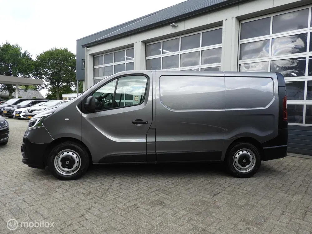 Renault Trafic 2.0 dCi 120 T29 L1H1 Comfort uit 2019, foto 4