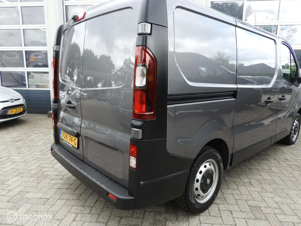 Renault Trafic 2.0 dCi 120 T29 L1H1 Comfort uit 2019, foto 9