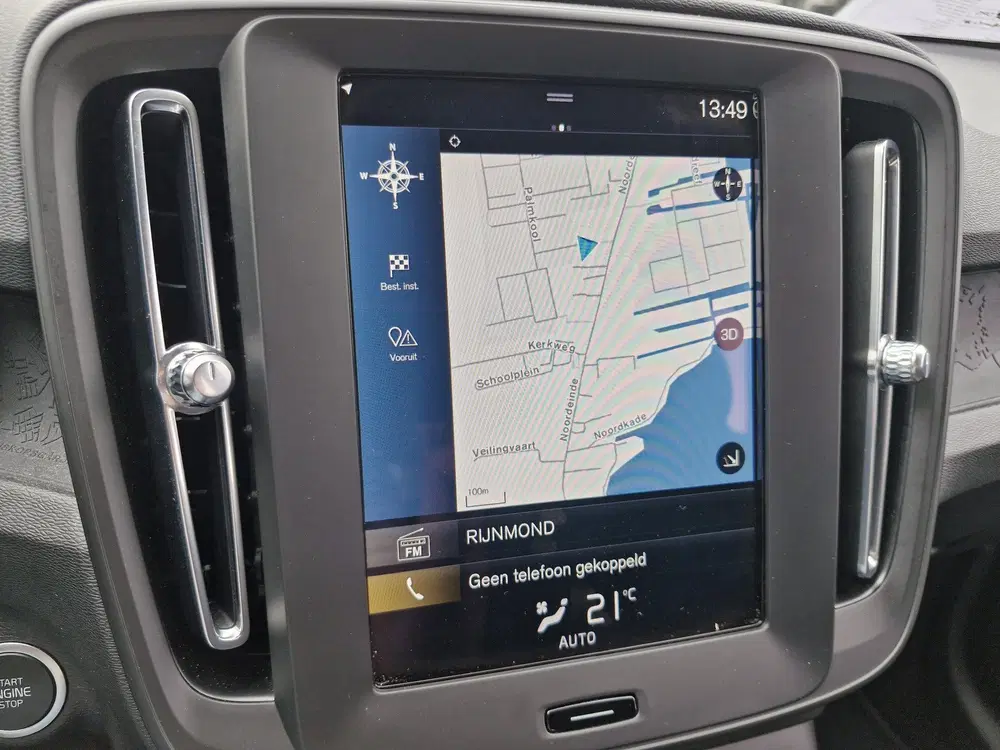 Volvo XC40 T2 Momentum uit 2022, foto 15
