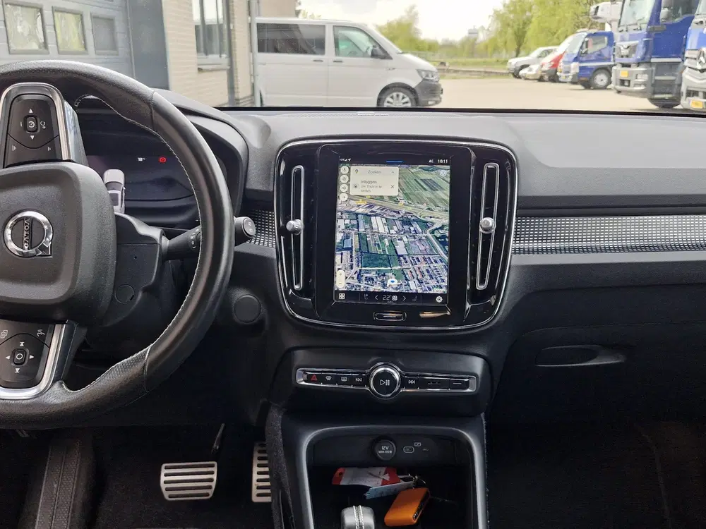 Volvo XC40 Recharge P8 AWD R-Design FULL OPTION volle uit 2020, foto 2