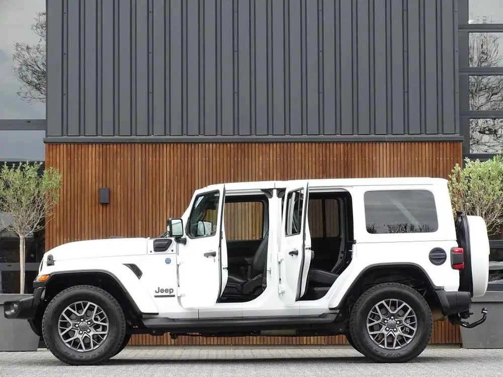 Jeep Wrangler Unlimited Hybrid 380PK 4xe uit 2021, foto 6