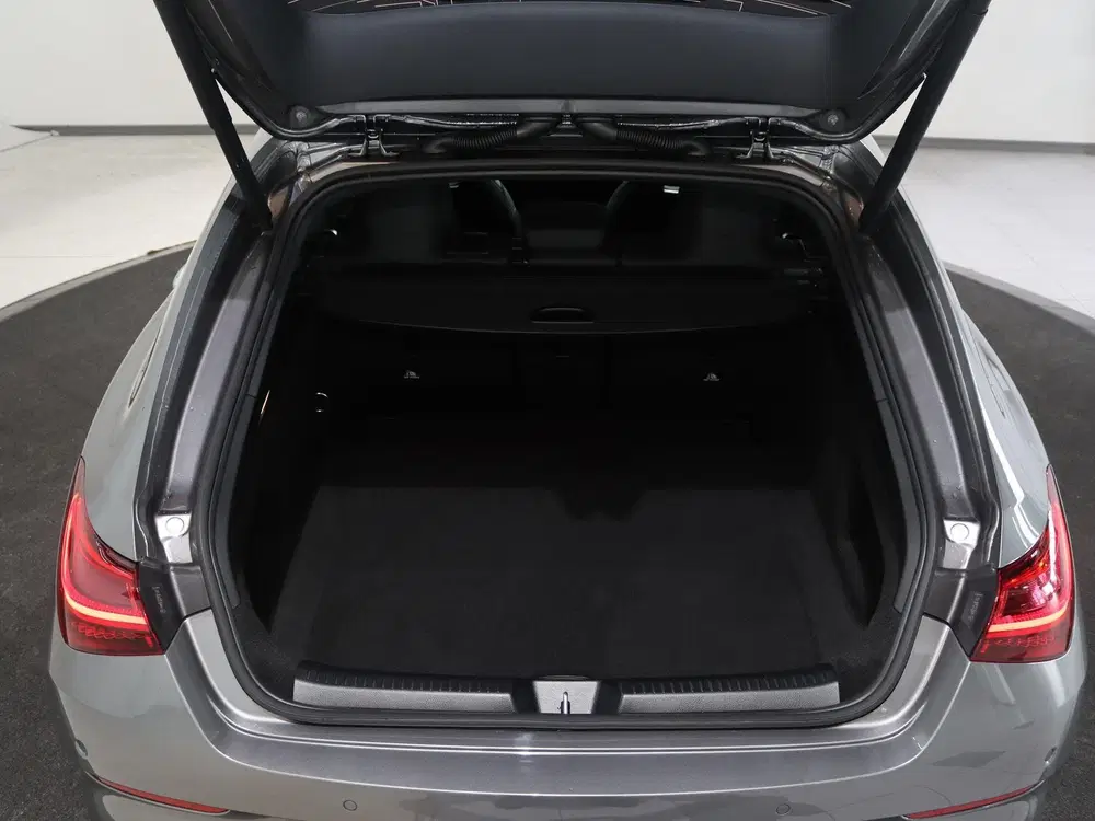 Mercedes-Benz CLA 180 Business Solutio uit 2025, foto 10