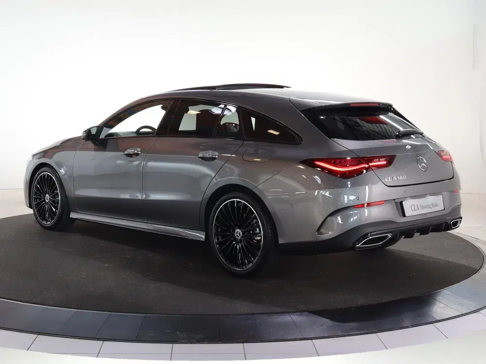 Mercedes-Benz CLA 180 Business Solutio uit 2025, foto 11