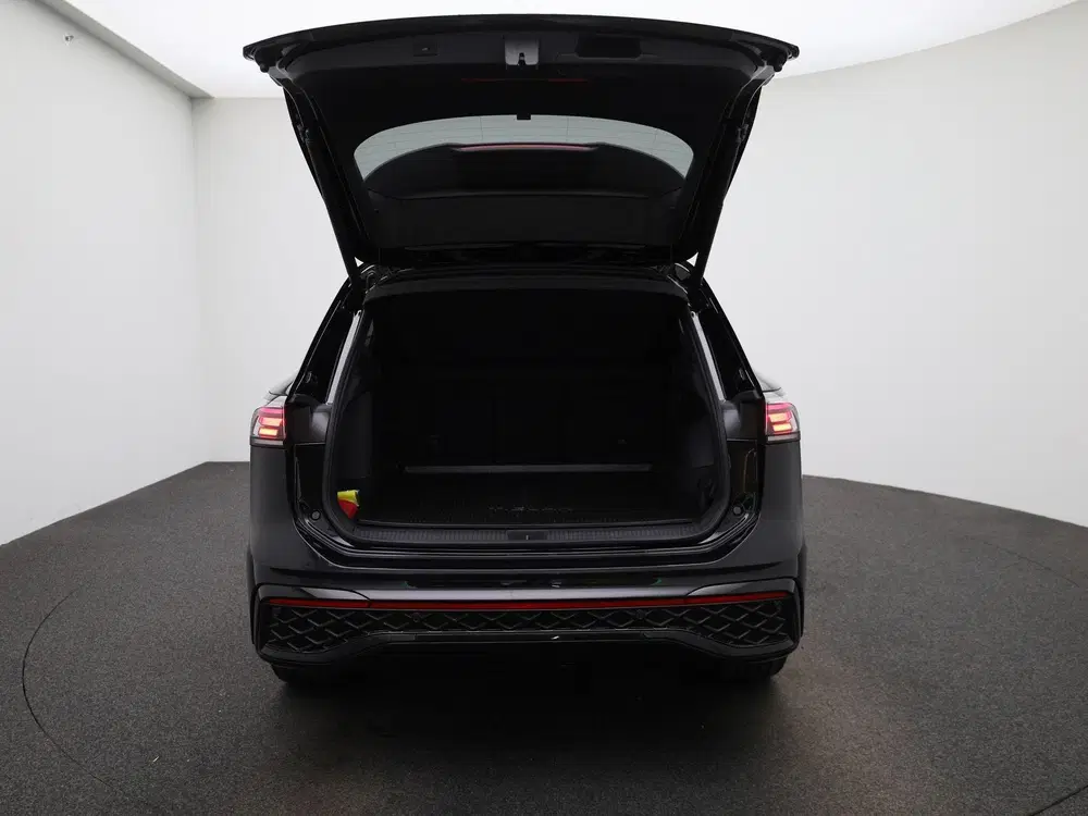 Volkswagen Tiguan 1.5 eHybrid R-Line Edition 204 PK uit 2025, foto 11