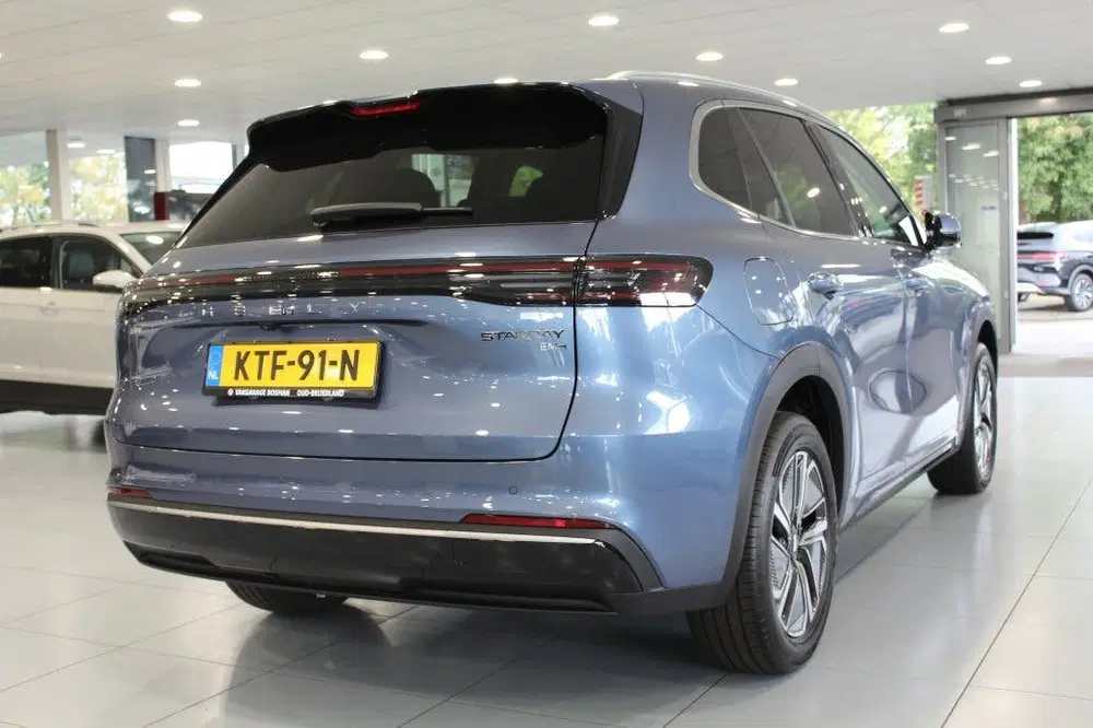 Geely Starray EM-i 1.5 Pro Plug-in uit 2026, foto 4