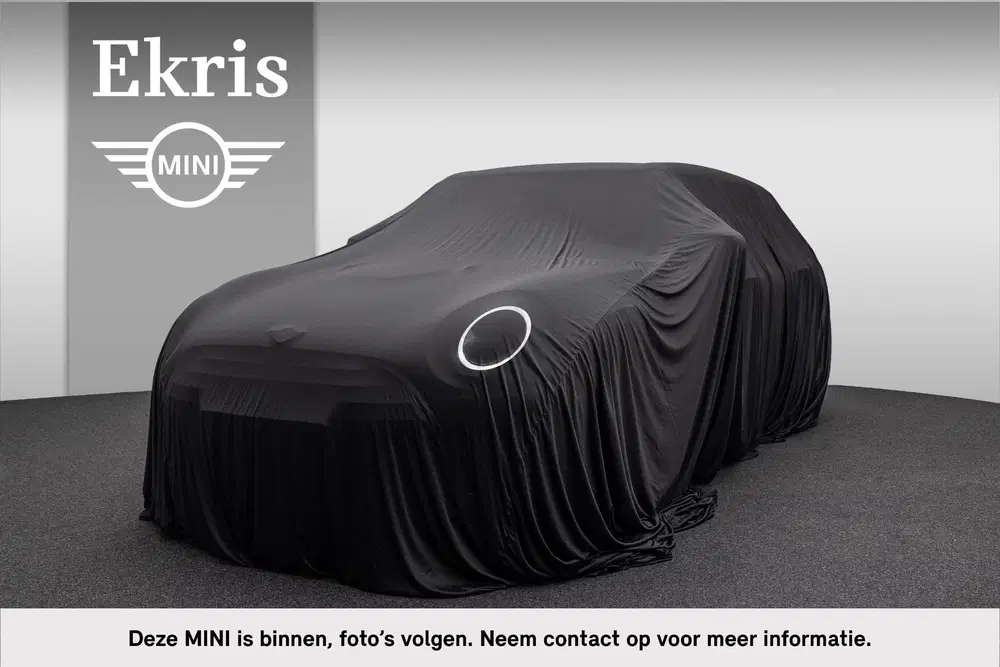 Mini Cabrio Cooper uit 2021, foto 2