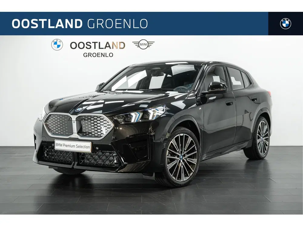 BMW iX2 xDrive30 High Executive M Sport uit 2025