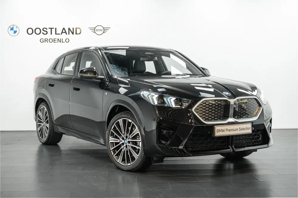 BMW iX2 xDrive30 High Executive M Sport uit 2025, foto 5