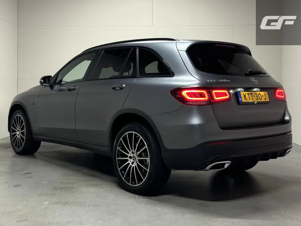 Mercedes-Benz GLC Mercedes GLC-klasse 300e 4MATIC AMG Design uit 2021, foto 7
