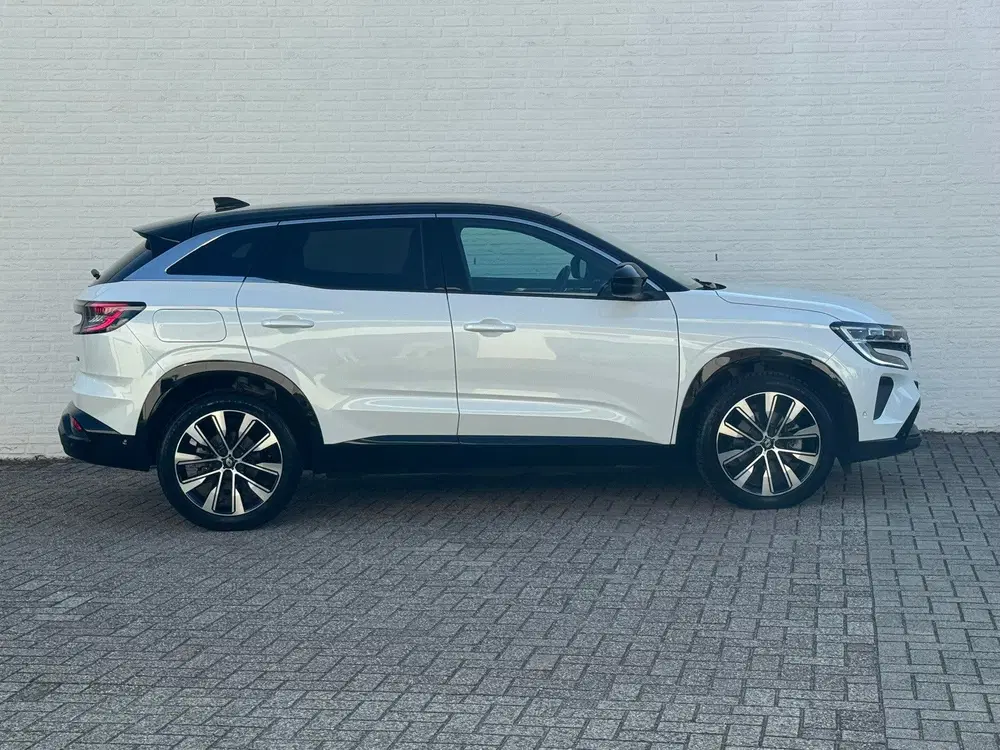 Renault Austral 1.2 E-Tech full hybrid 200 Camera Navi Car uit 2024, foto 13