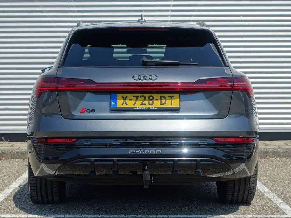 Audi Q8 e-tron 55 Quattro S-Edition Competition I NL-Auto uit 2023, foto 5