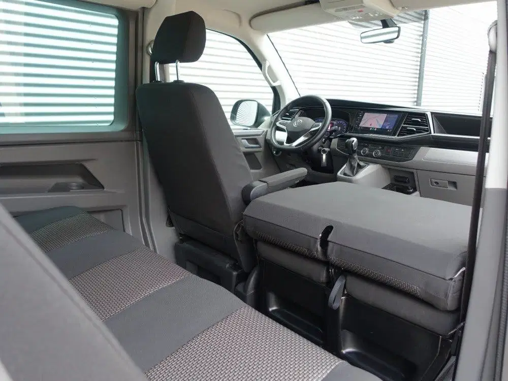 Volkswagen Transporter 2.0 TDi 150 PK DSG7 Bulli DC L2H1 I N uit 2023, foto 14