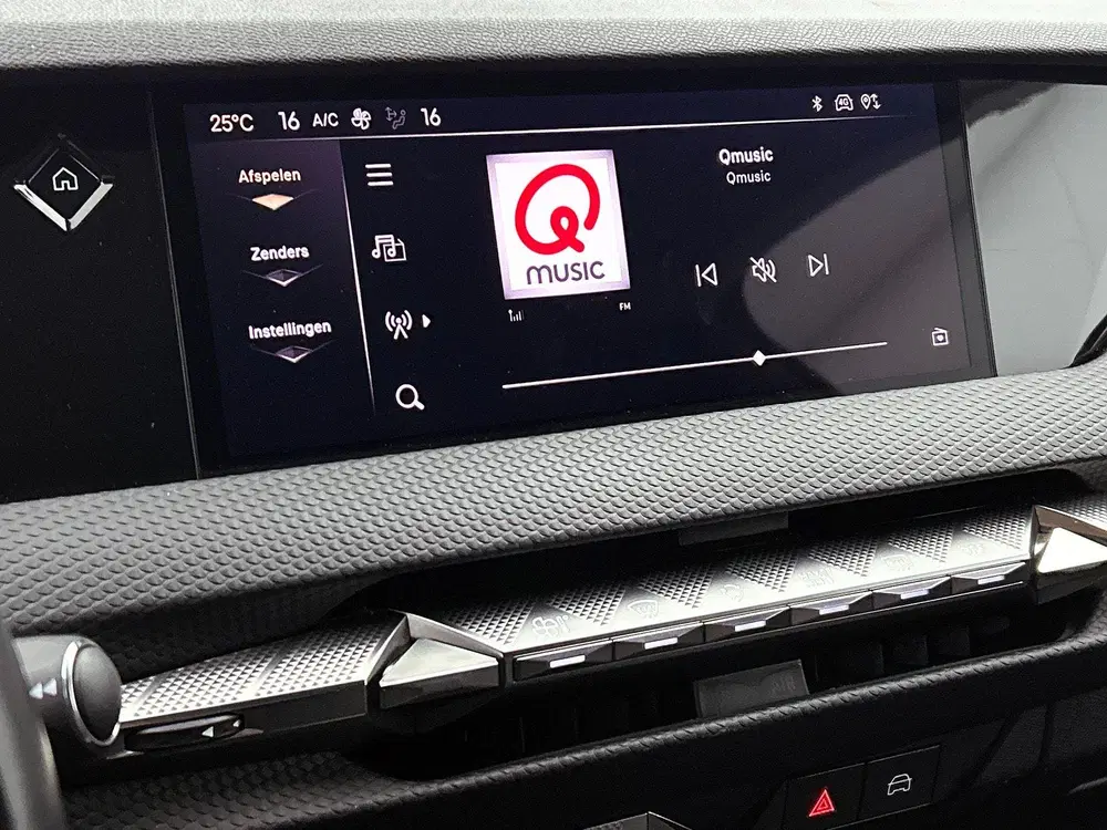 DS Automobiles DS 4 DS 4 1.2 PureTech Trocadero CAMERA uit 2022, foto 10