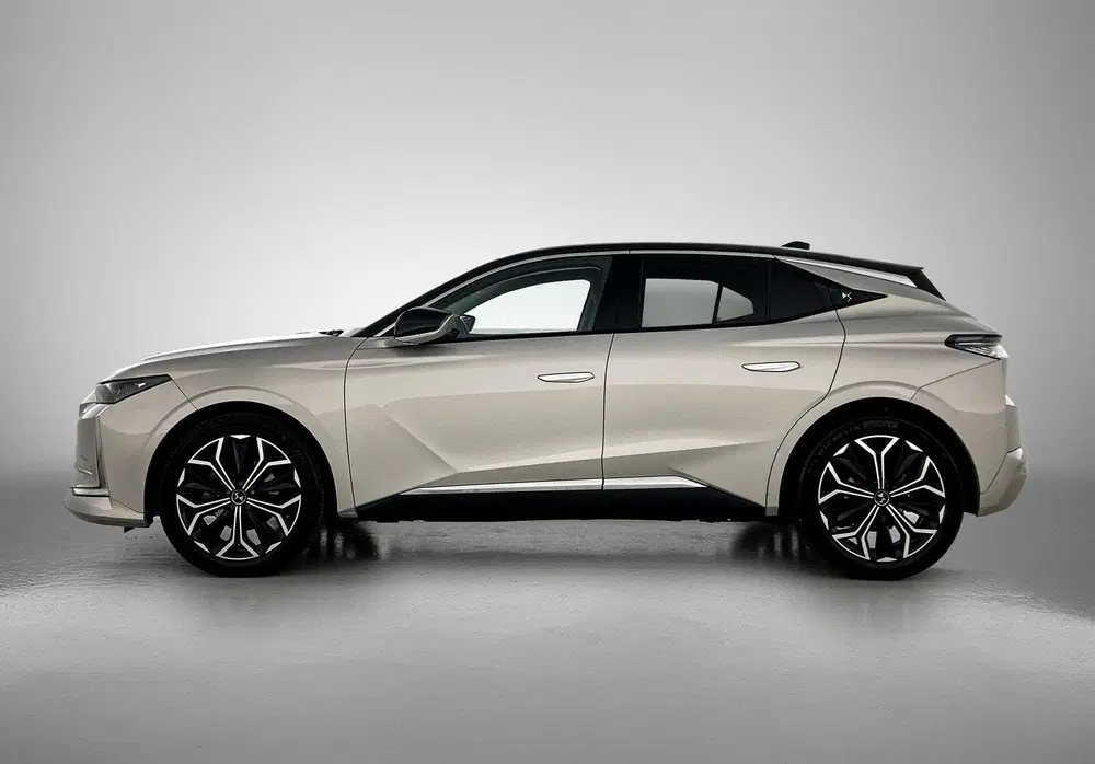 DS Automobiles DS 4 DS 4 1.2 PureTech Trocadero CAMERA uit 2022, foto 2