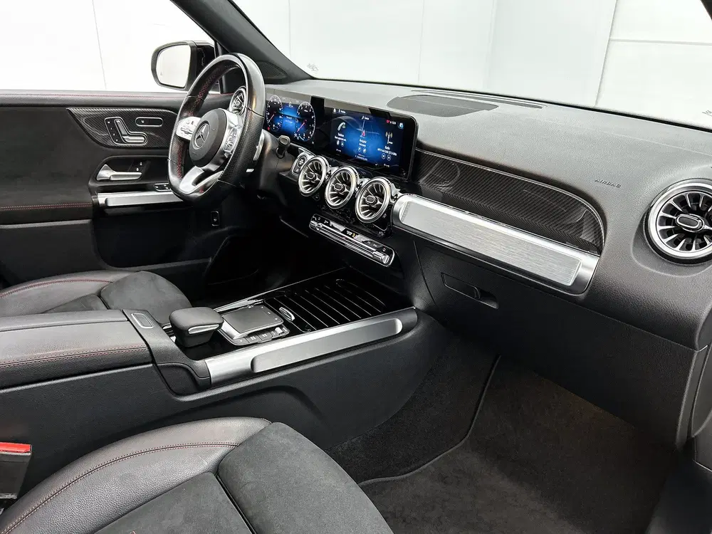 Mercedes-Benz GLB 200 AMG Nightpakket uit 2021, foto 7