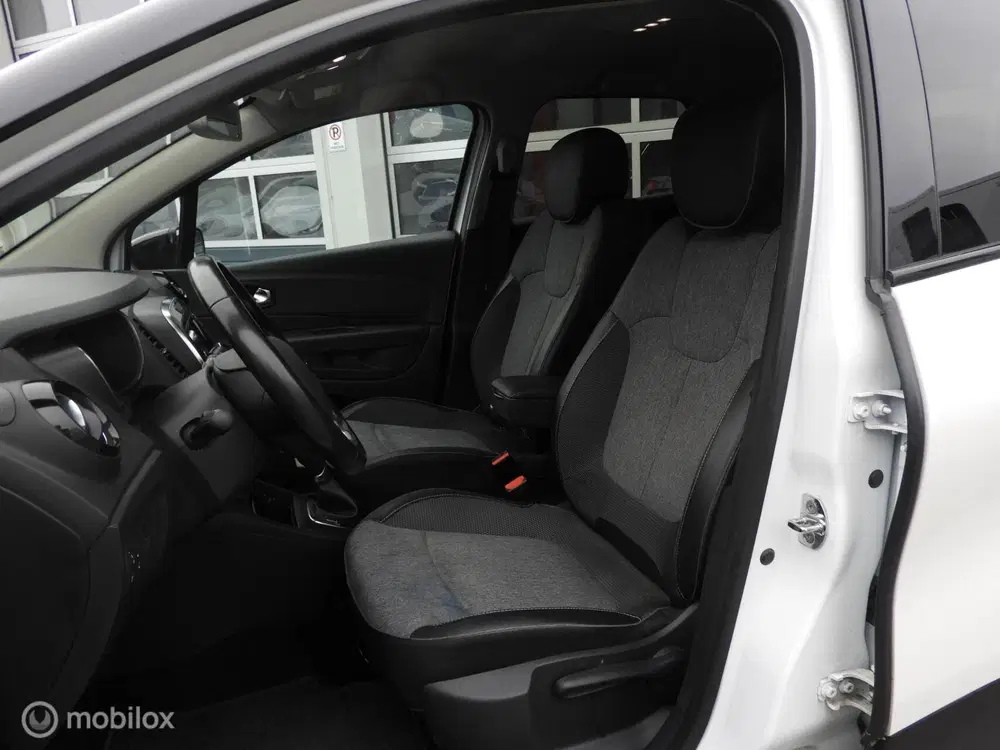 Renault Captur 1.3 TCe 150 PK uit 2019, foto 13