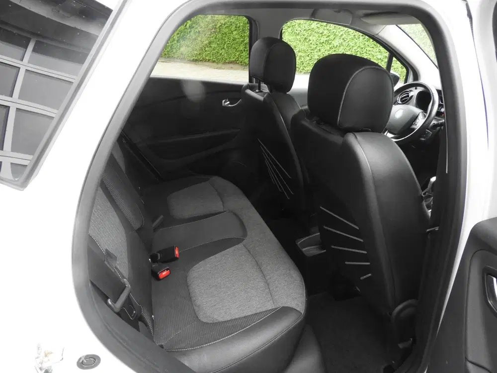 Renault Captur 1.3 TCe 150 PK uit 2019, foto 15