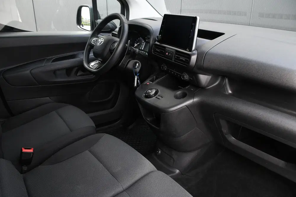 Toyota Proace City 1.2 Turbo Cool Long uit 2021, foto 6