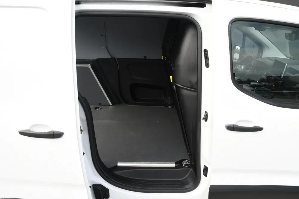 Toyota Proace City 1.2 Turbo Cool Long uit 2021, foto 8