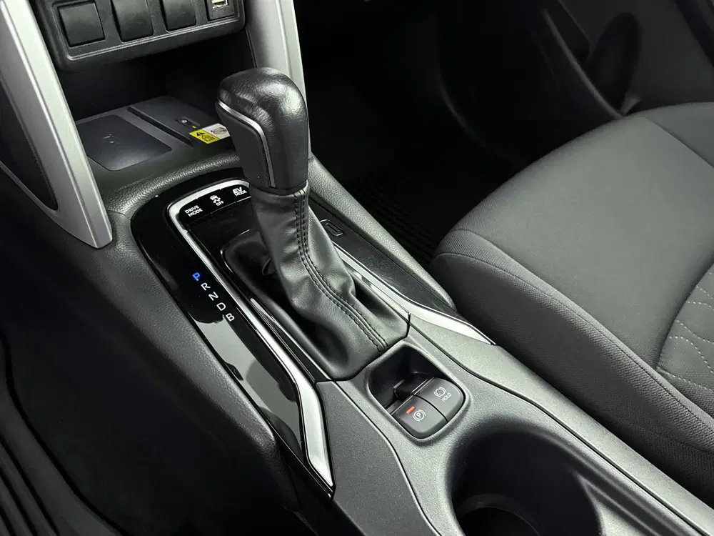 Toyota Corolla Cross Hybrid 200 Dynamic Limited uit 2022, foto 10