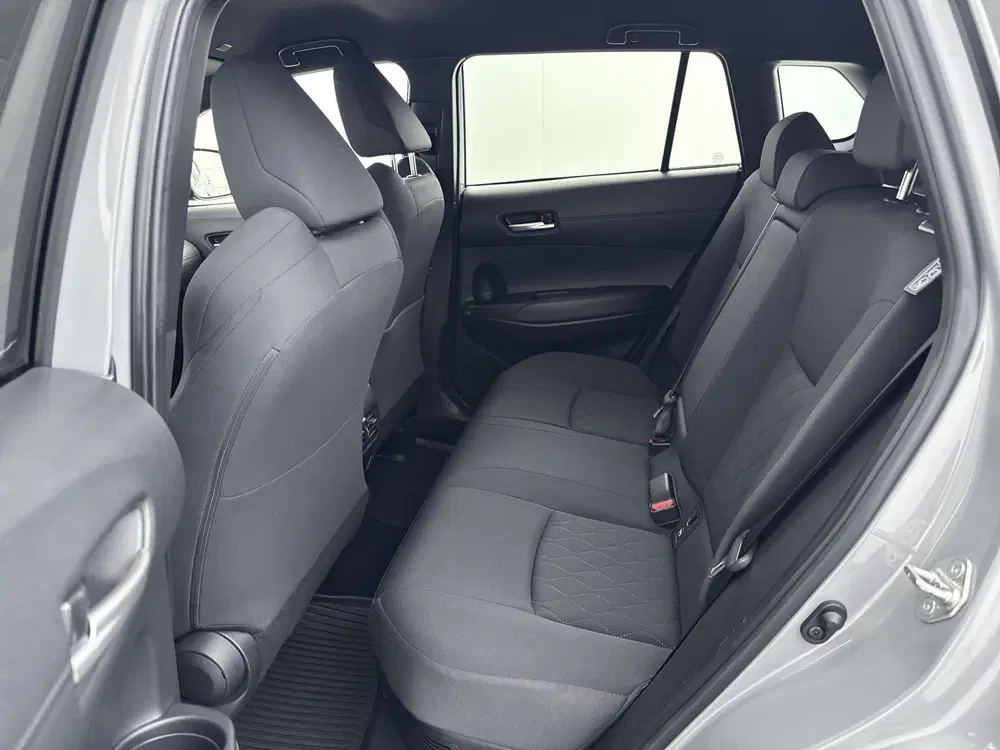 Toyota Corolla Cross Hybrid 200 Dynamic Limited uit 2022, foto 15