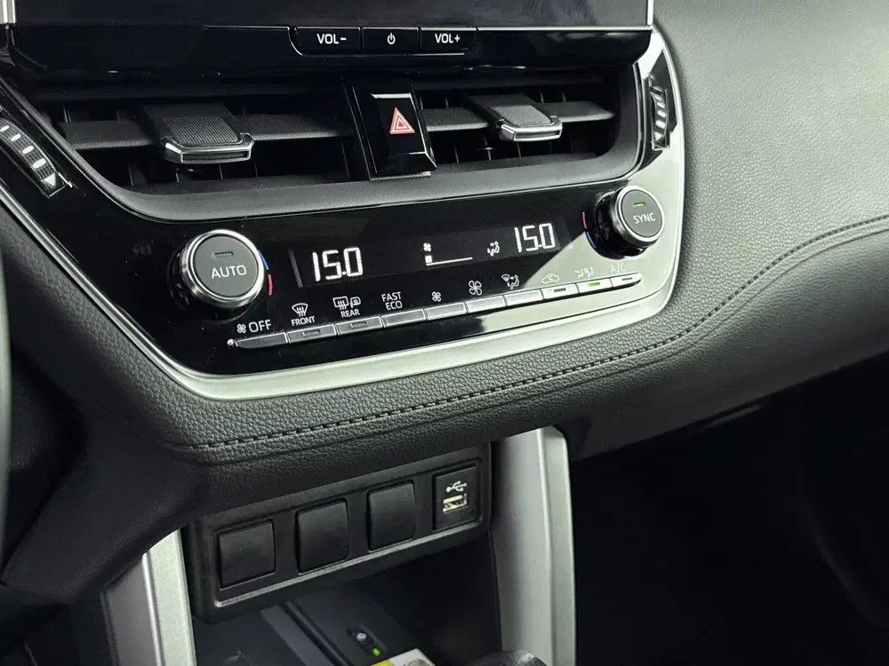 Toyota Corolla Cross Hybrid 200 Dynamic Limited uit 2022, foto 9