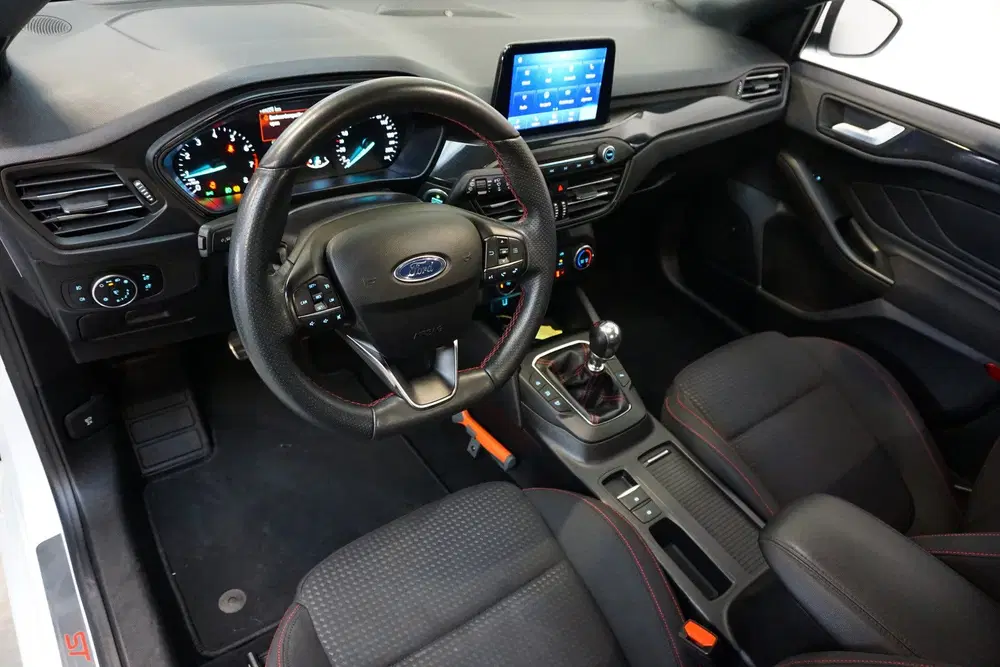 Ford Focus 1.5 EcoBoost ST Line Business 180 PK B & O uit 2019, foto 2