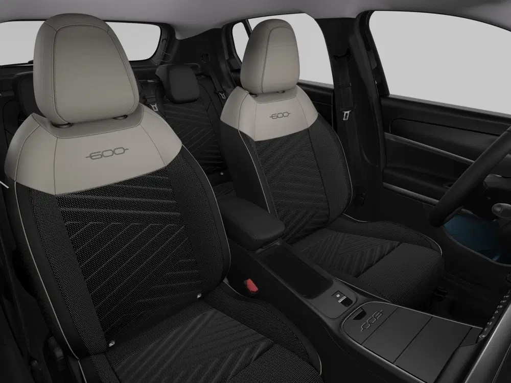 Fiat 600 1.2 Hybrid Icon uit 2025, foto 6